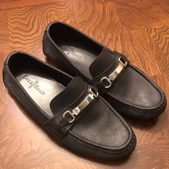 Beautiful pair of Men’s Cole Haan loafers size 8.5 main image 6